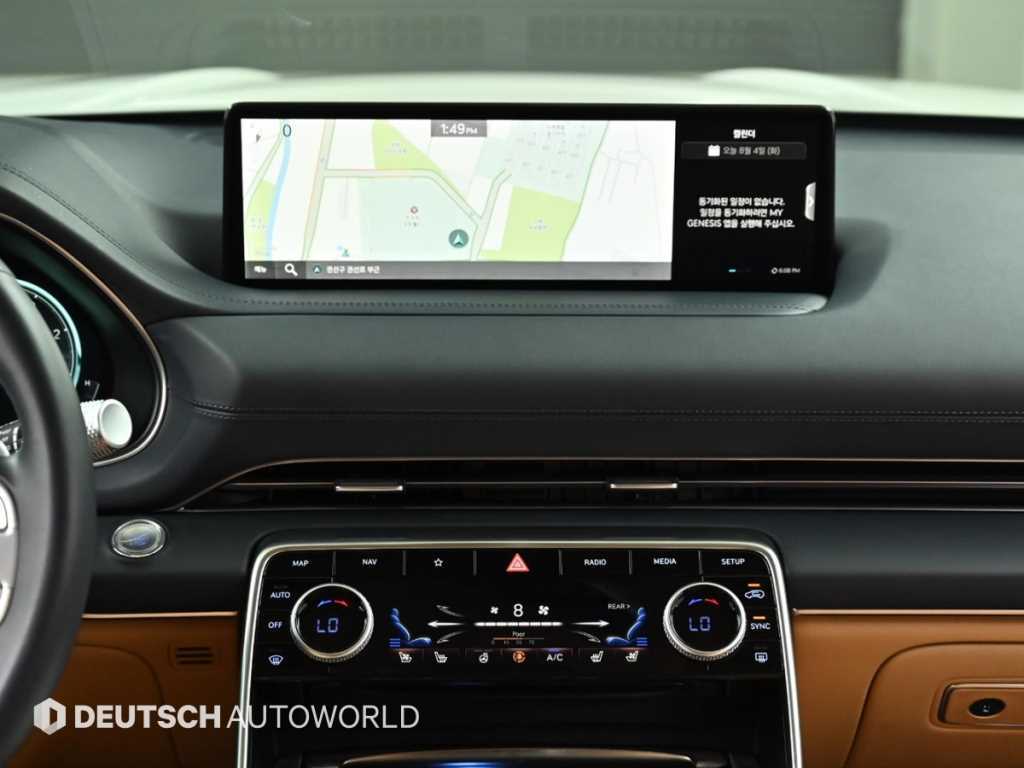 Genesis GV80 — photo 14