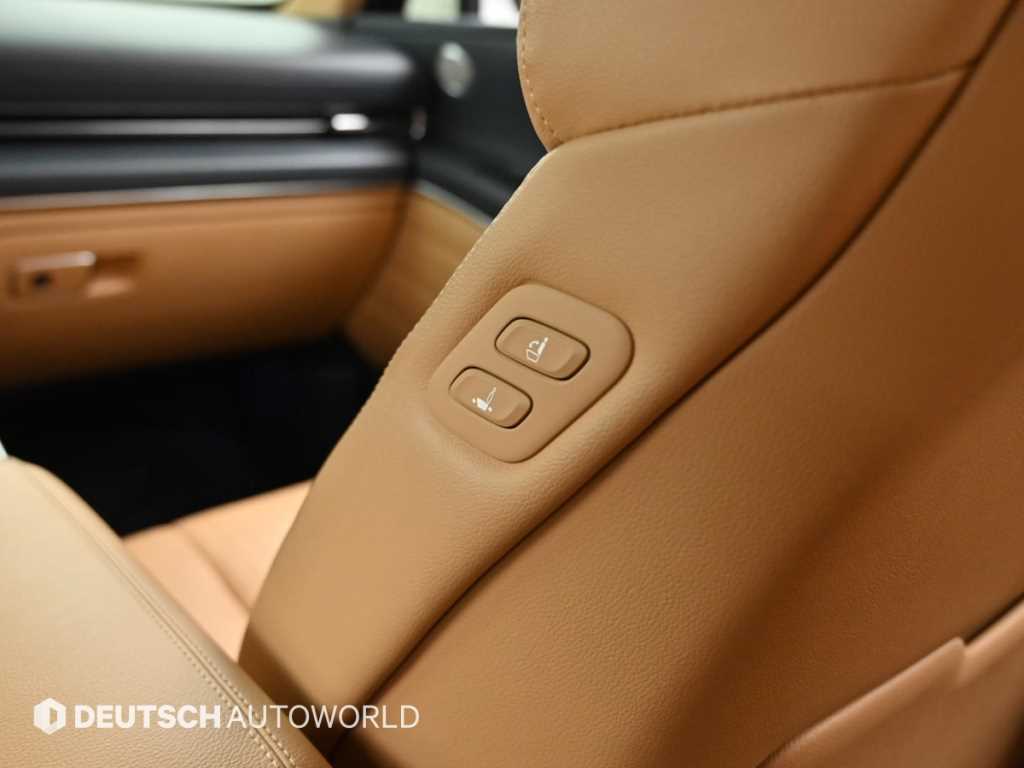 Genesis GV80 — photo 18