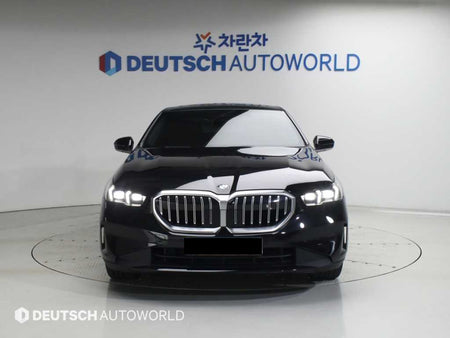 BMW 5-Series — photo 03