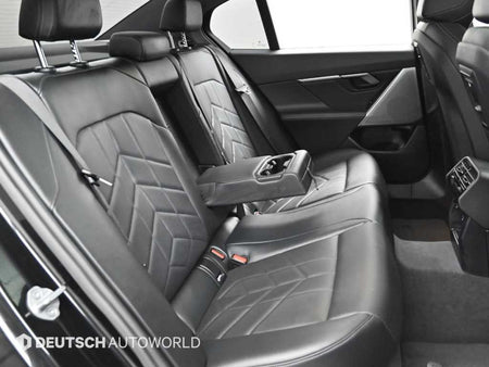 BMW 5-Series — photo 12
