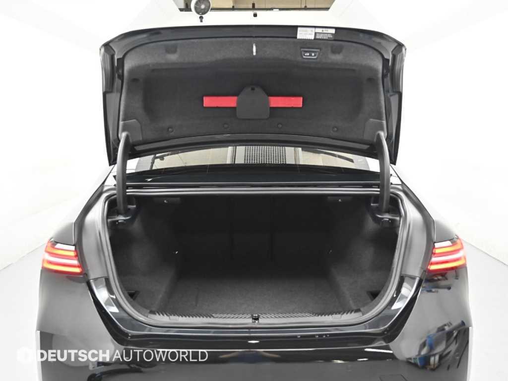 BMW 5-Series — photo 19