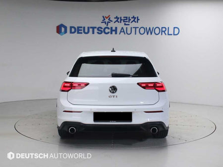 Volkswagen Golf — photo 04