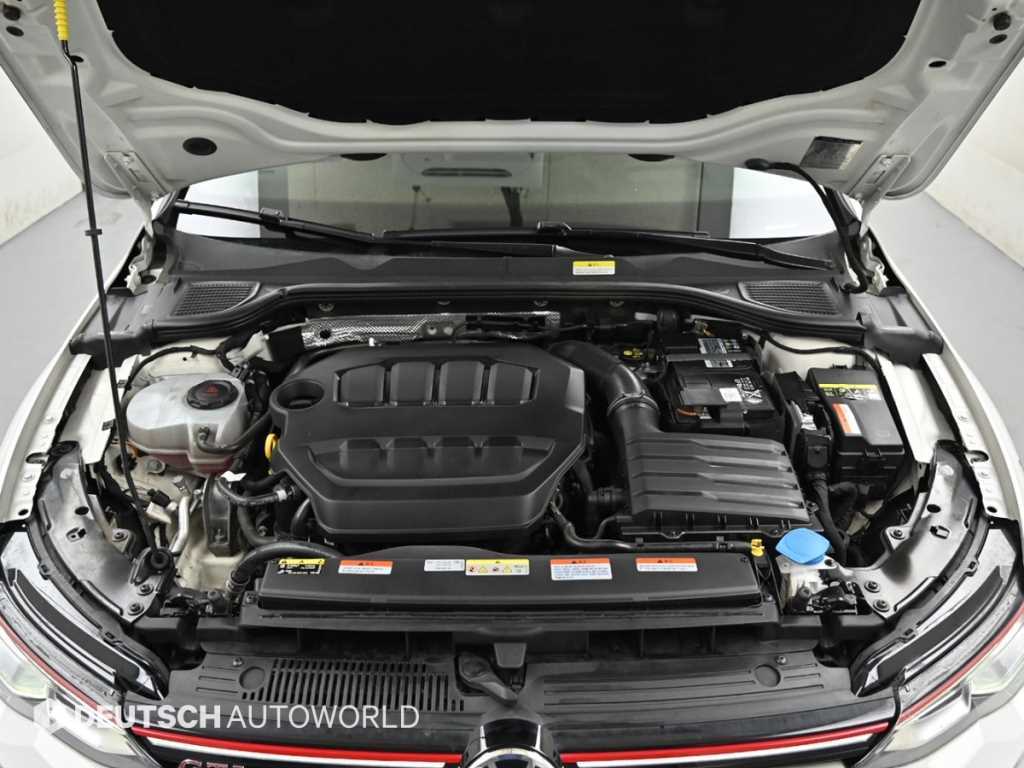Volkswagen Golf — photo 06