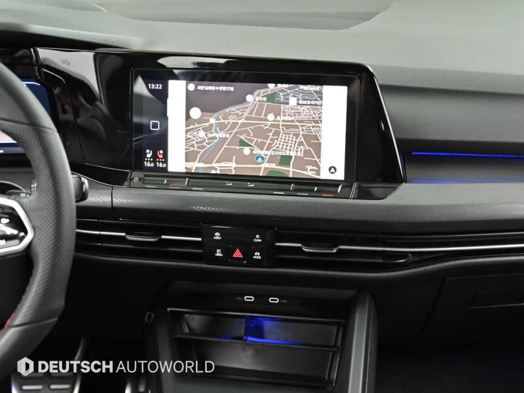 Volkswagen Golf — photo 14