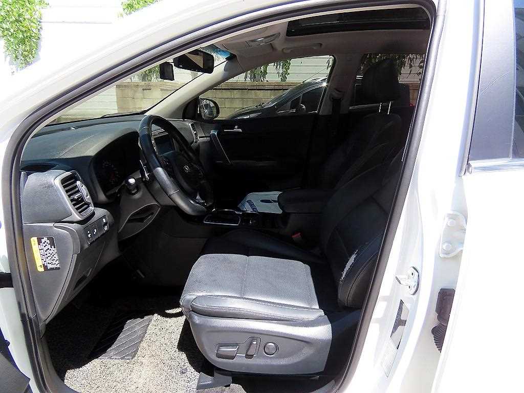 Kia Sportage — photo 05