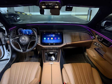Mercedes-Benz E-Class — photo 08