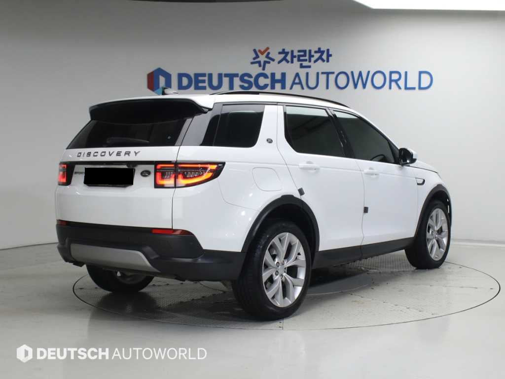 Land Rover Discovery Sport — photo 02