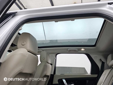 Land Rover Discovery Sport — photo 18