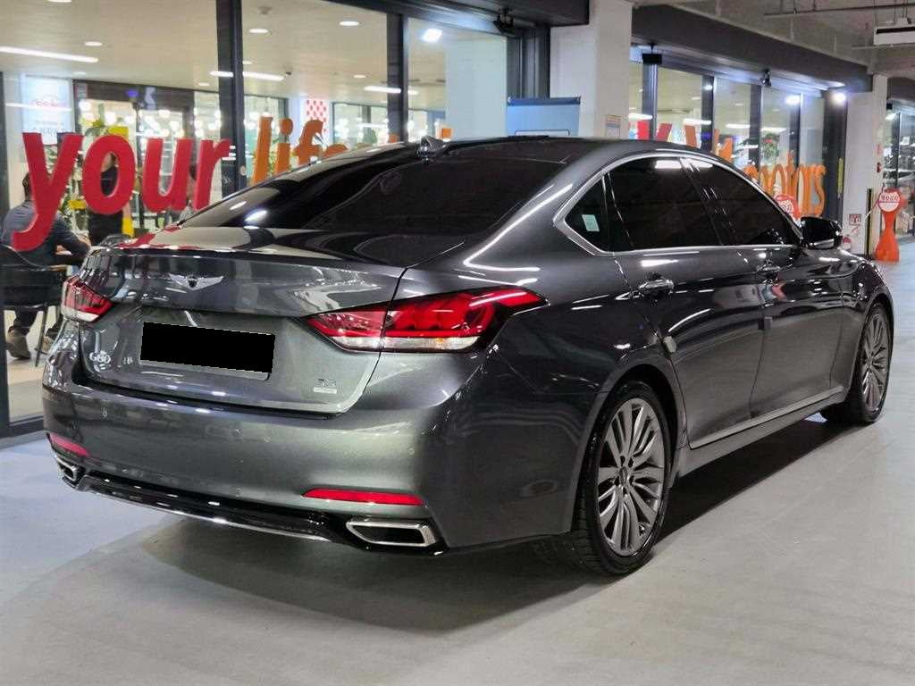 Genesis G80 — photo 04