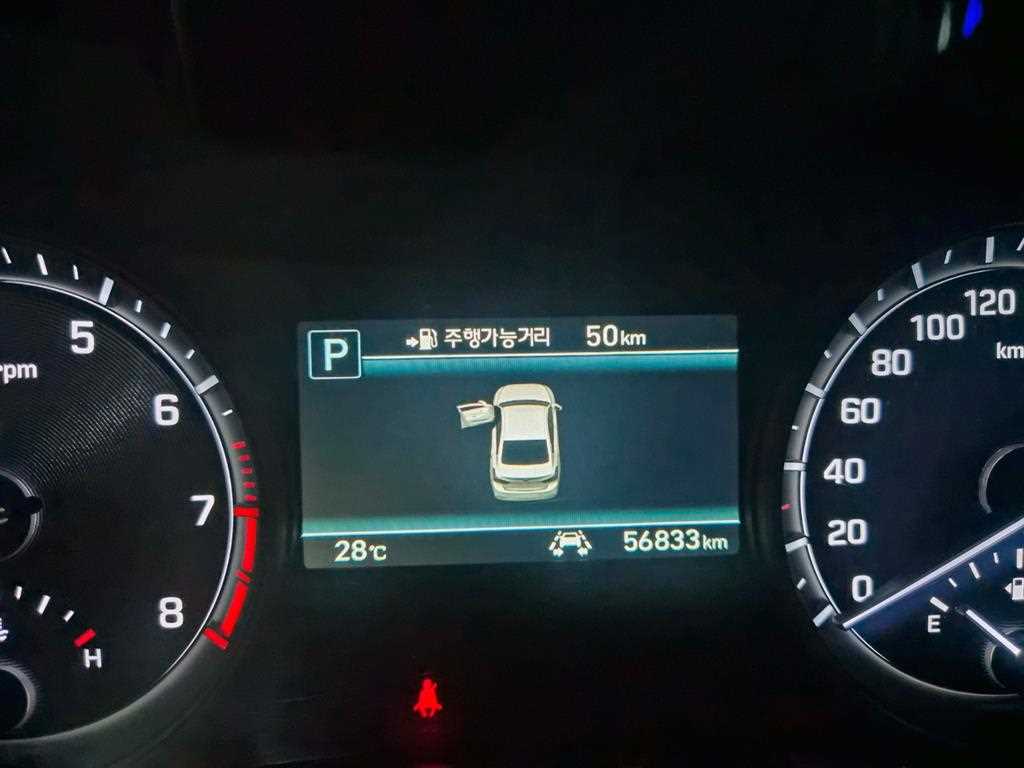 Genesis G80 — photo 09
