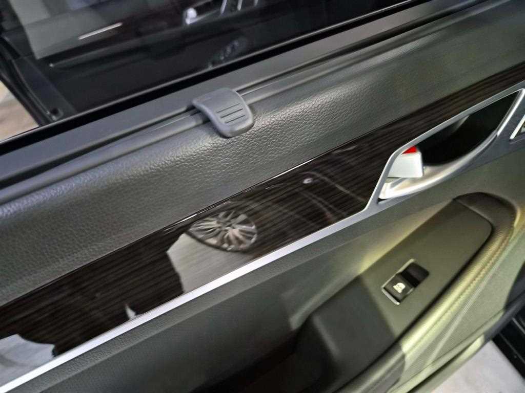 Genesis G80 — photo 16