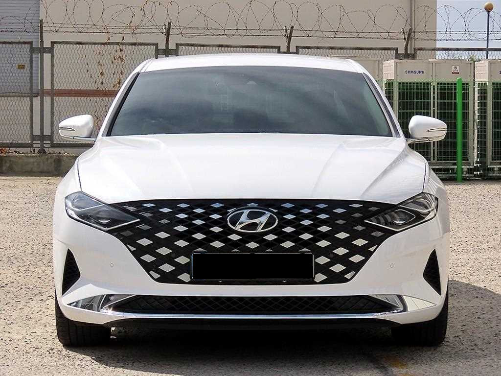 Hyundai Grandeur — photo 01