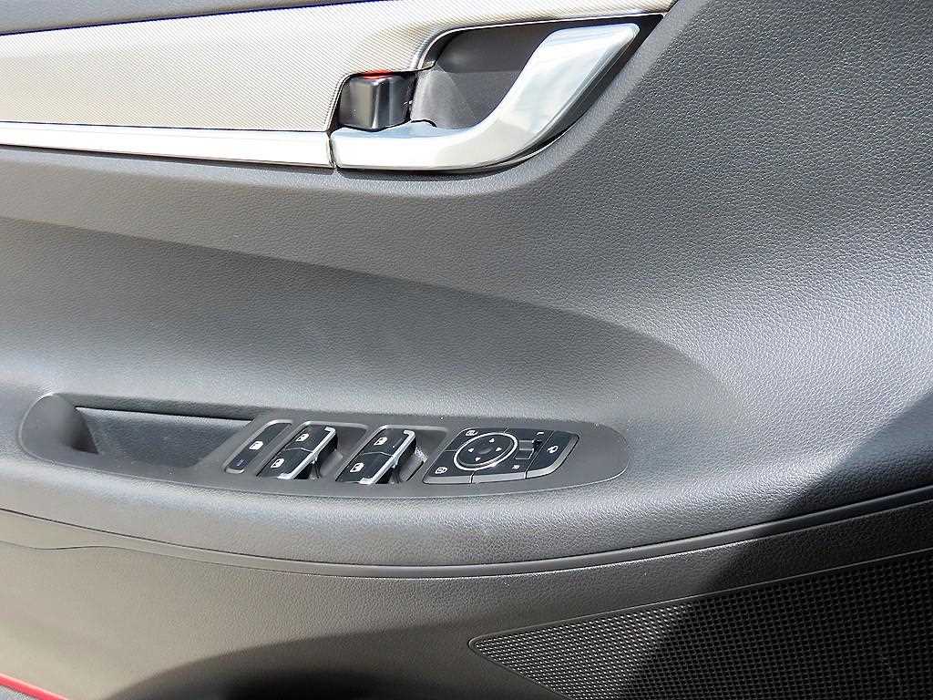 Hyundai Grandeur — photo 11