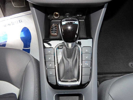 Hyundai Ioniq — photo 10