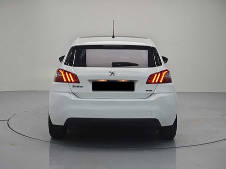 Peugeot 308 — photo 03