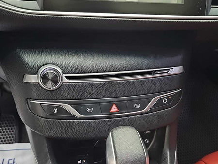 Peugeot 308 — photo 10