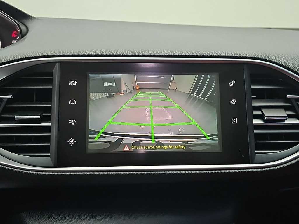 Peugeot 308 — photo 15