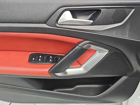 Peugeot 308 — photo 16