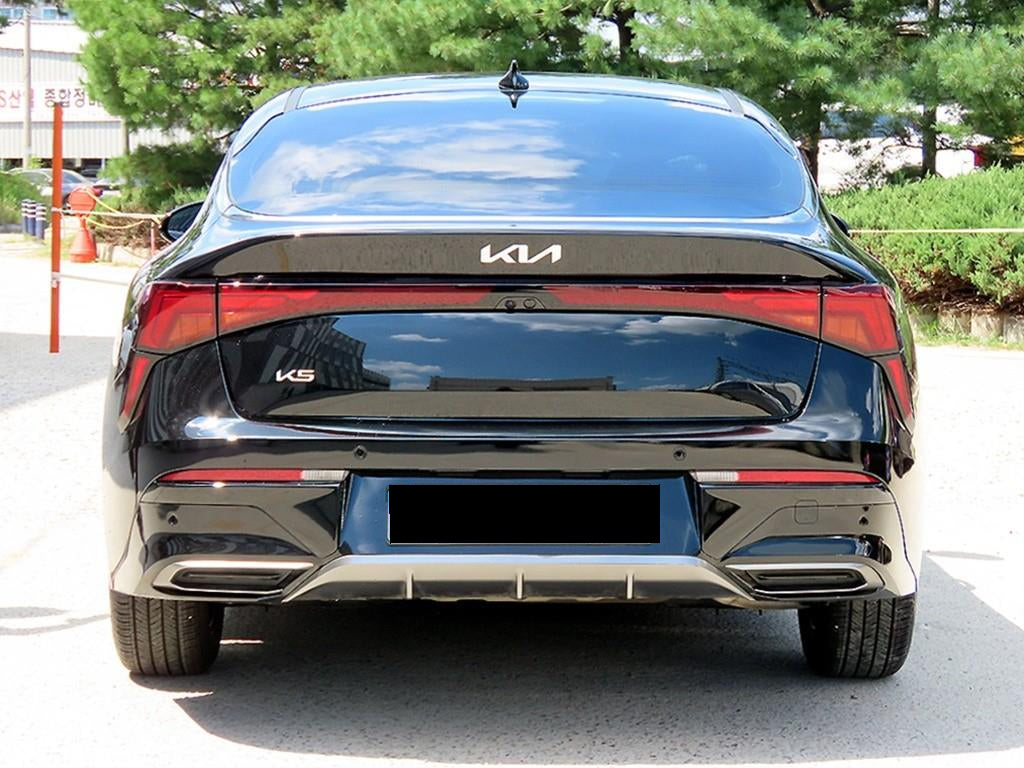Kia K5 — photo 03