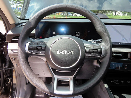 Kia K5 — photo 07