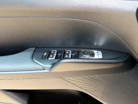 Kia K5 — photo 10