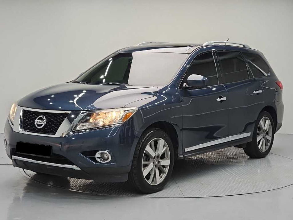 Nissan Pathfinder — photo 01