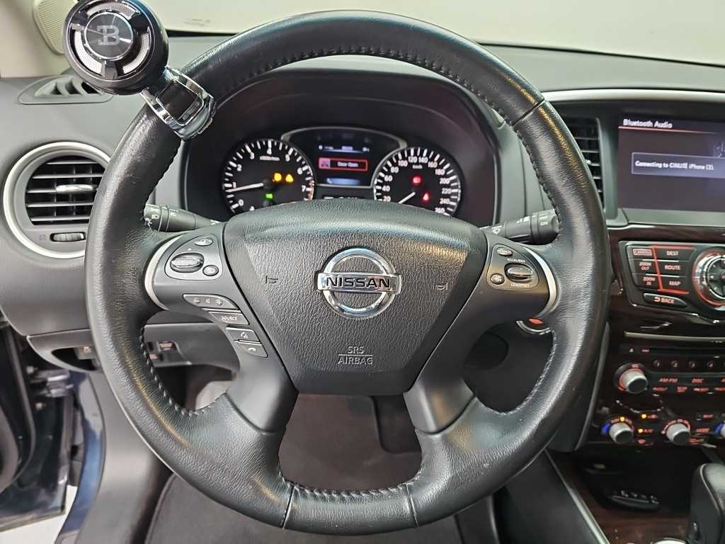 Nissan Pathfinder — photo 09