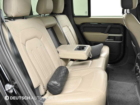 Land Rover Defender — photo 12
