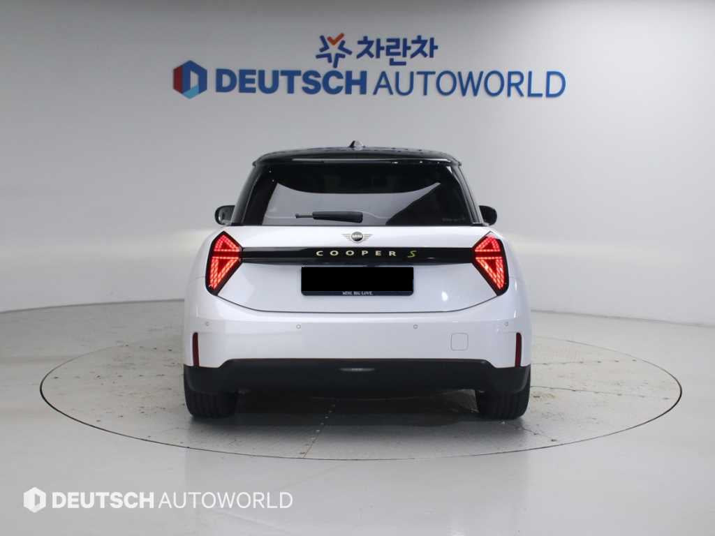 Mini Cooper — photo 04