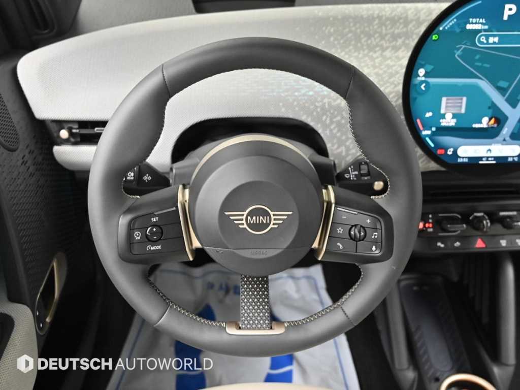 Mini Cooper — photo 13