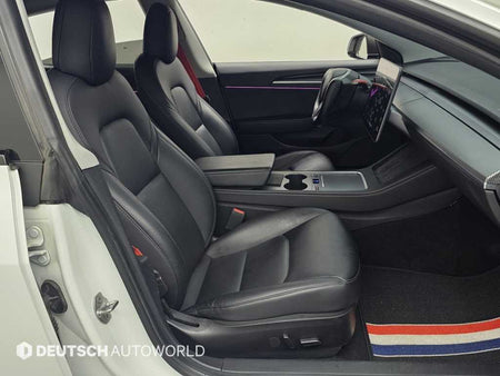 Tesla Model 3 — photo 10