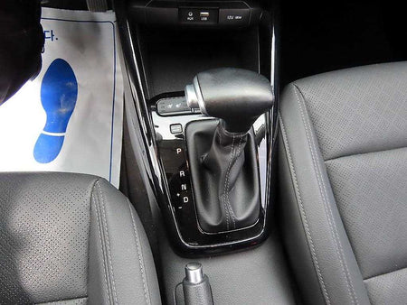 Kia Stonic — photo 11