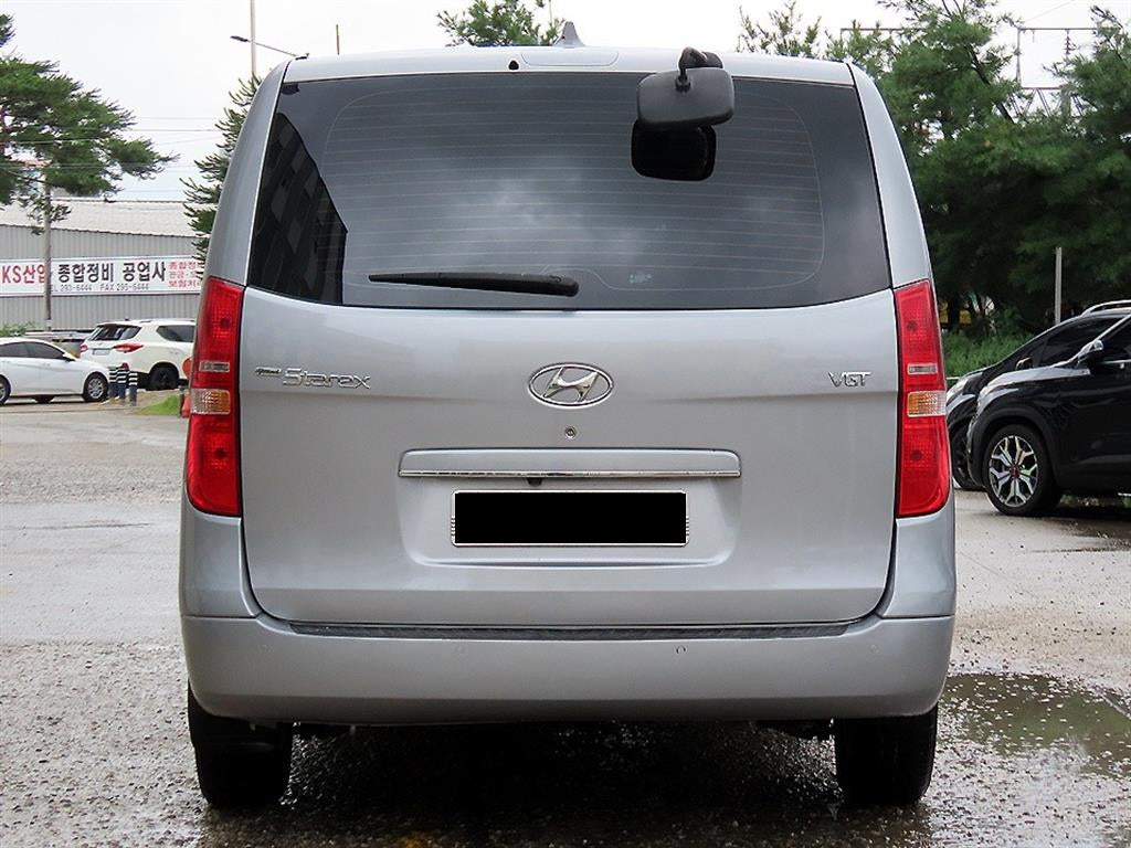 Hyundai Starex — photo 04