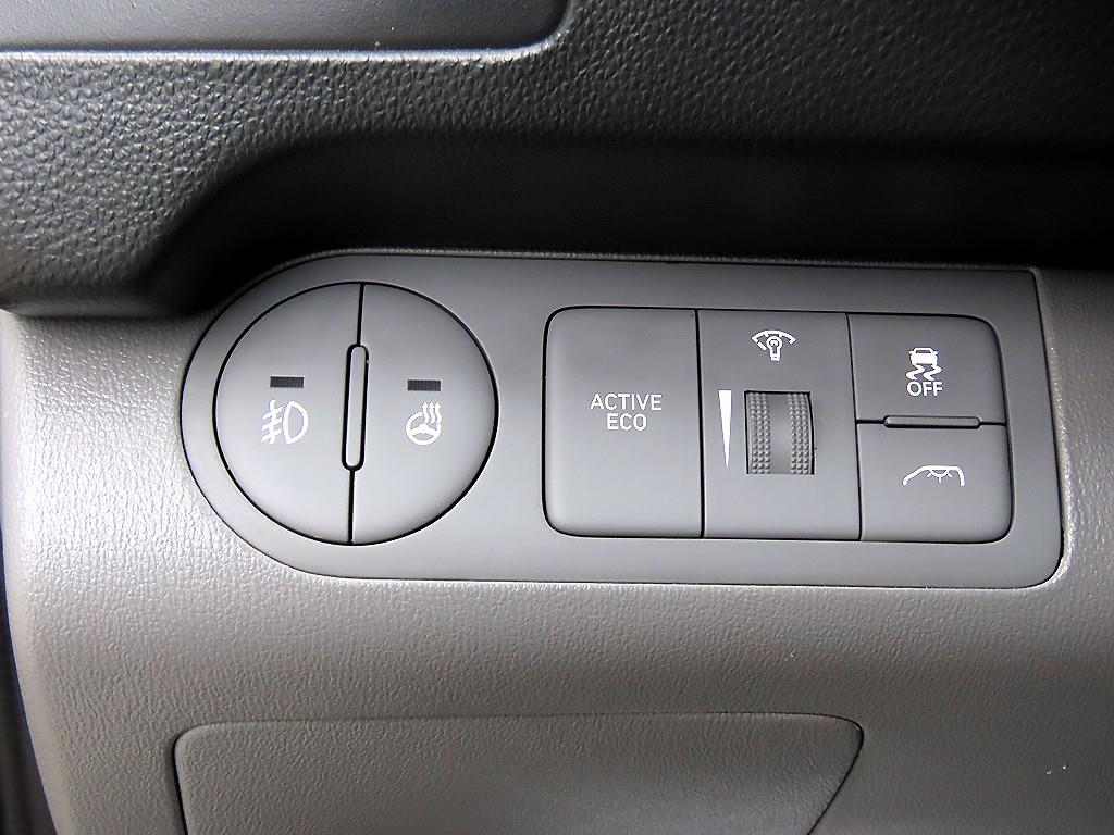 Hyundai Starex — photo 12