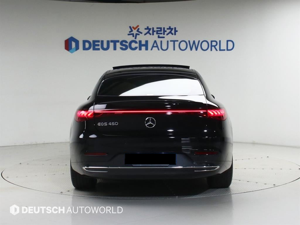 Mercedes-Benz EQS — photo 04