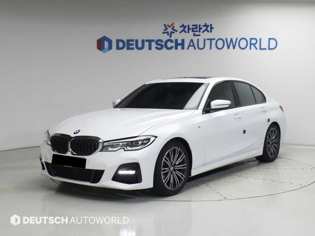 BMW 3-Series — photo 01
