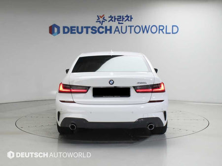BMW 3-Series — photo 04