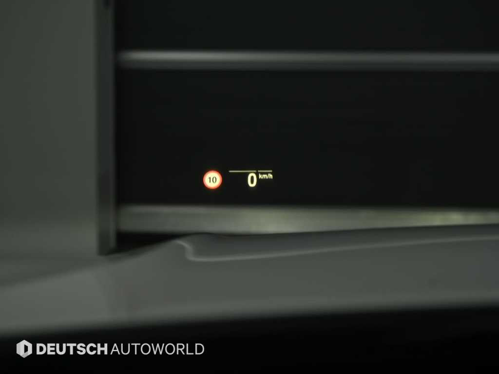 BMW 3-Series — photo 17