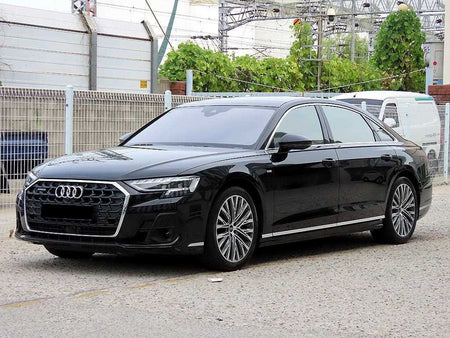 Audi A8 — photo 02