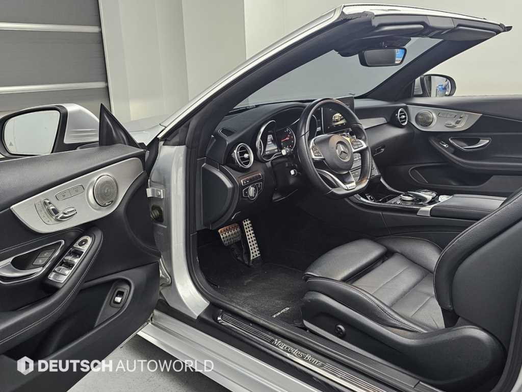 Mercedes-Benz C-Class — photo 11