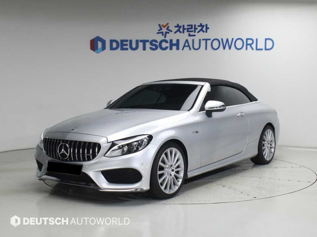 Mercedes-Benz C-Class — photo 20