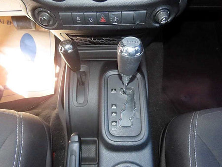 Jeep Wrangler — photo 09