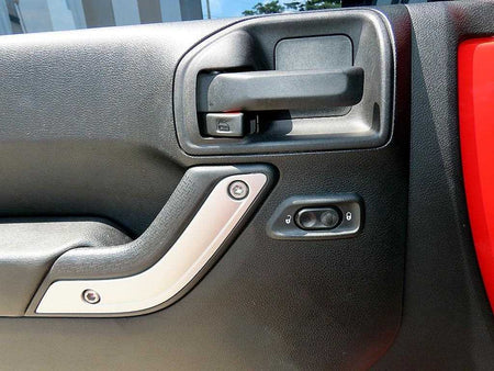 Jeep Wrangler — photo 10