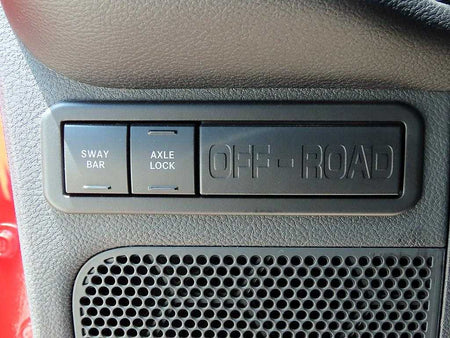 Jeep Wrangler — photo 11