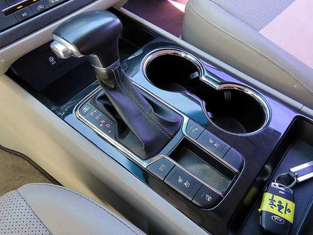 Kia Carnival — photo 12