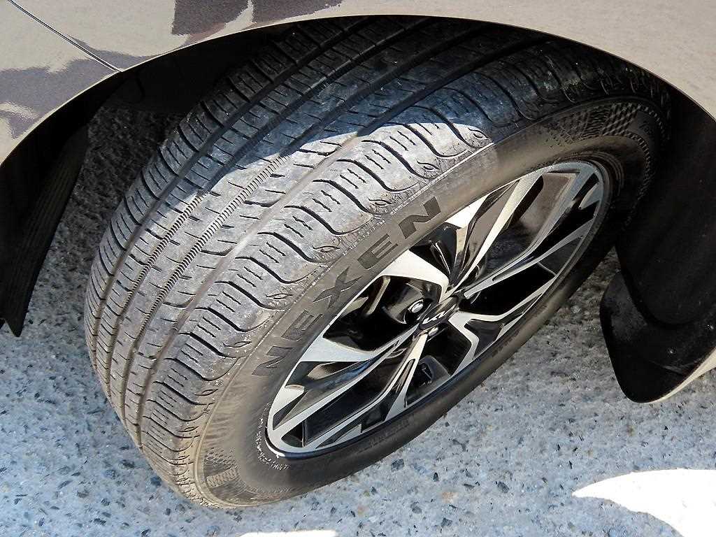 Kia Carnival — photo 20