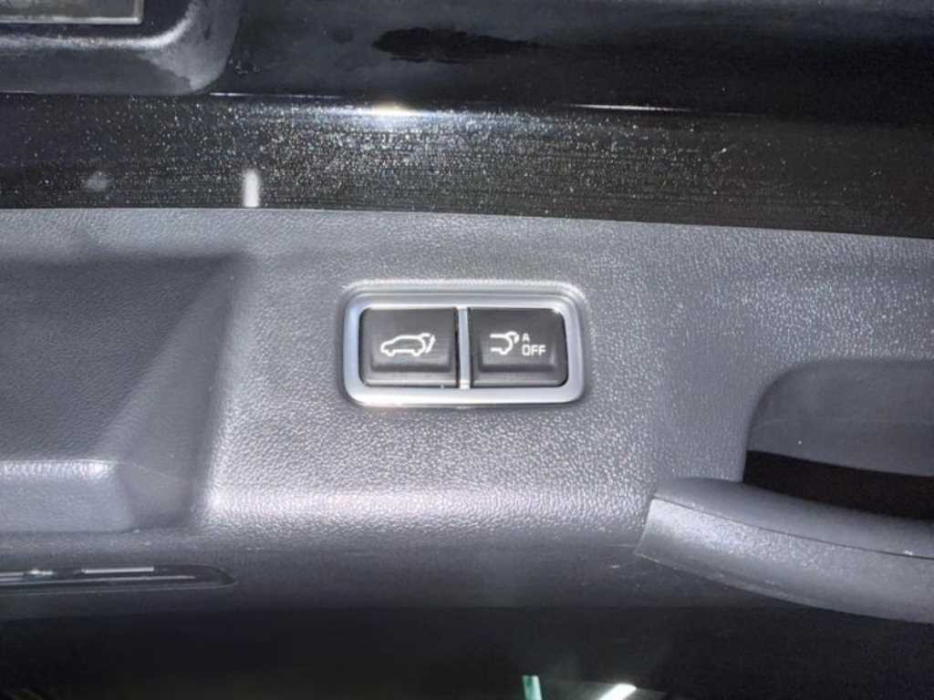 Kia Sorento — photo 13