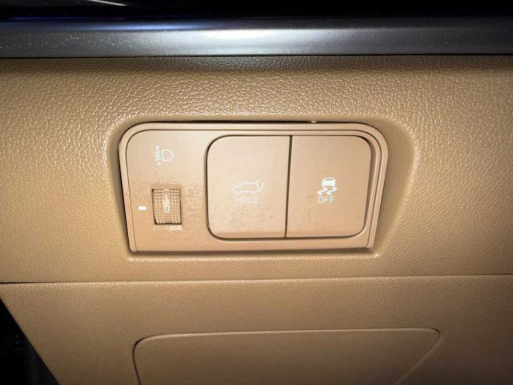 Kia Sorento — photo 16