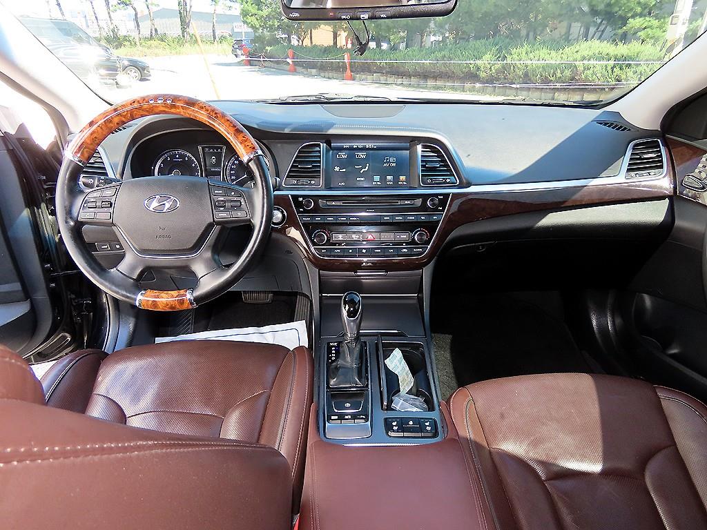 Hyundai Aslan — photo 07