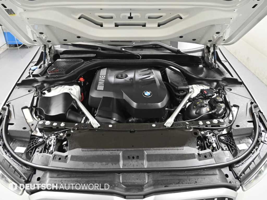 BMW 5-Series — photo 06